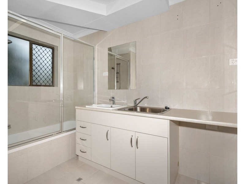2/26 Holmesbrook Street, Ashgrove QLD 4060