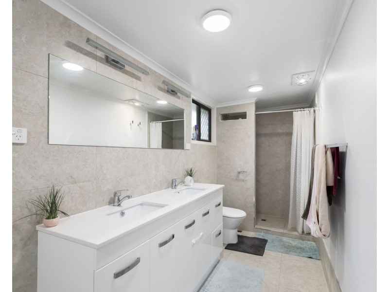 2 Moselle Place, Carseldine QLD 4034