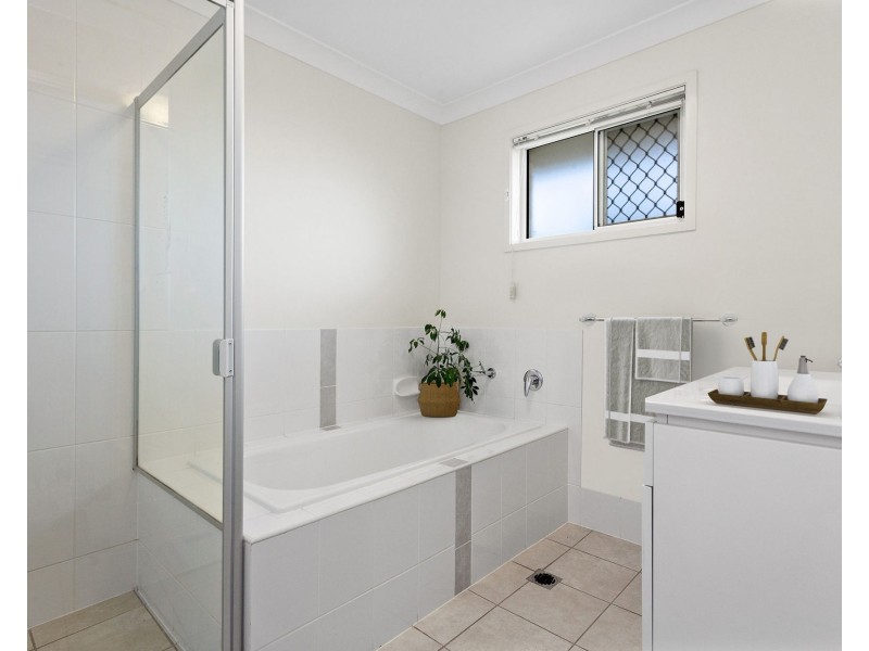 33/111 Cowie Road, Carseldine QLD 4034