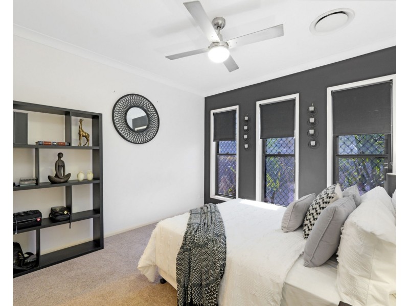 17 Kidston Crescent, Warner QLD 4500