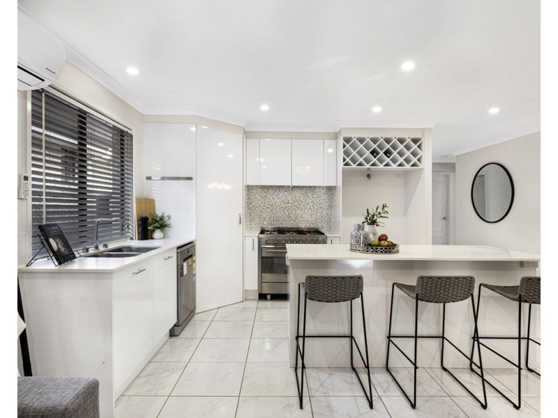 19 Centenary Ct, Warner QLD 4500