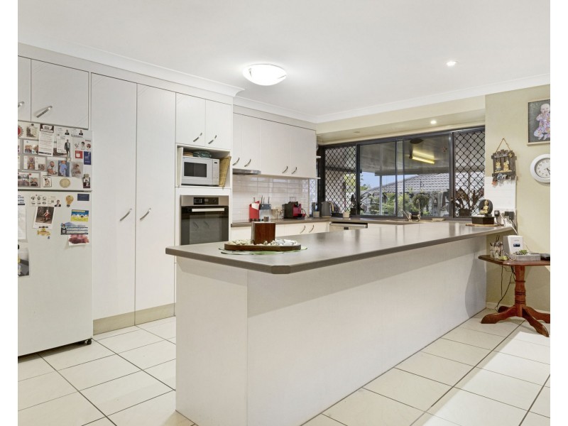17 Lacewood Circuit, Warner QLD 4500