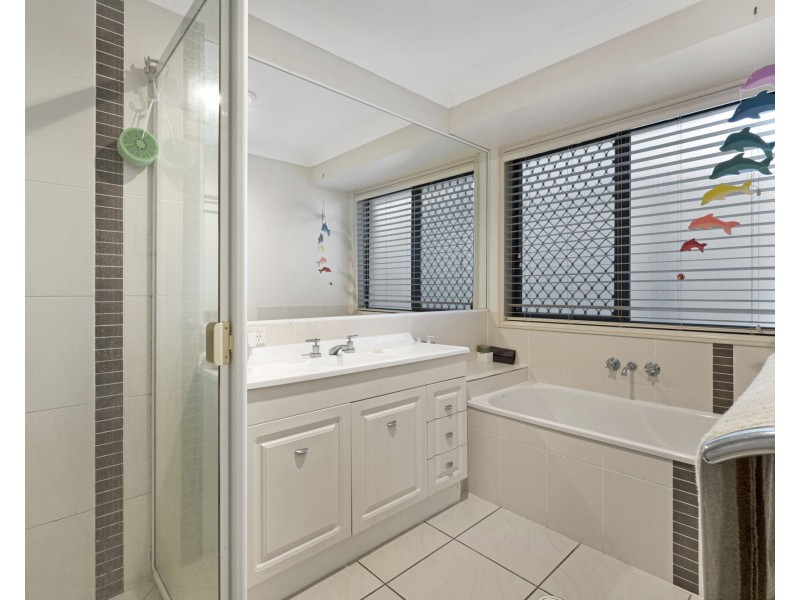 17 Lacewood Circuit, Warner QLD 4500