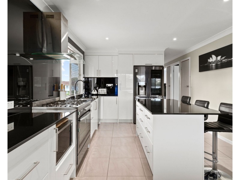 394 Bracken Ridge Road, Bracken Ridge QLD 4017