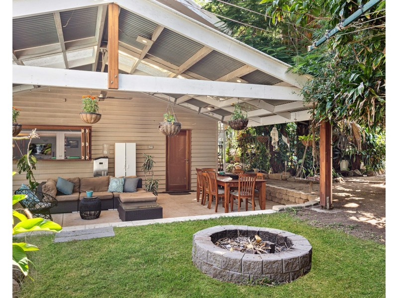 12-14 Chaseley Street, Nudgee Beach QLD 4014