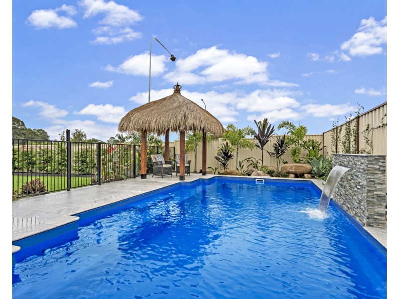 7 Blue Mountain Cres, Warner QLD 4500