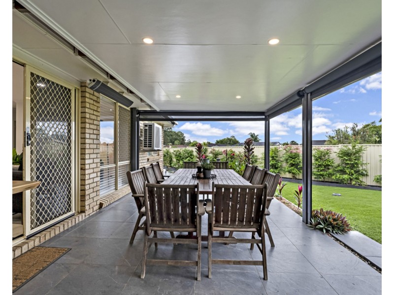 7 Blue Mountain Cres, Warner QLD 4500