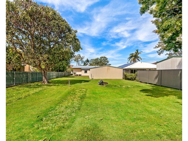 33 Landsboro Avenue, Boondall QLD 4034