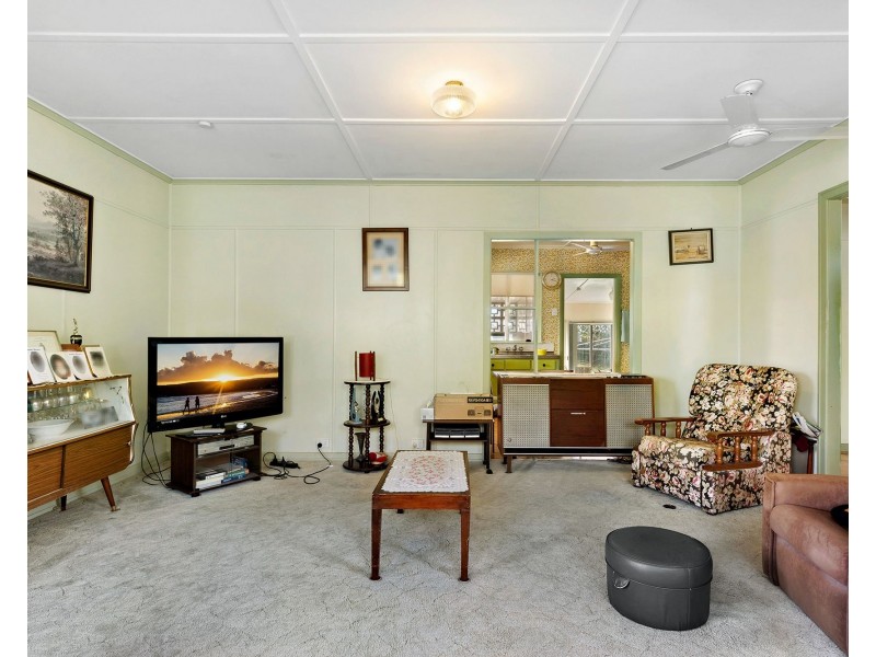 33 Landsboro Avenue, Boondall QLD 4034