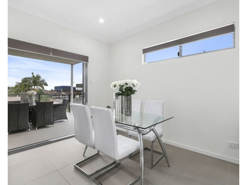 8/24 Wallace Street, Chermside QLD 4032