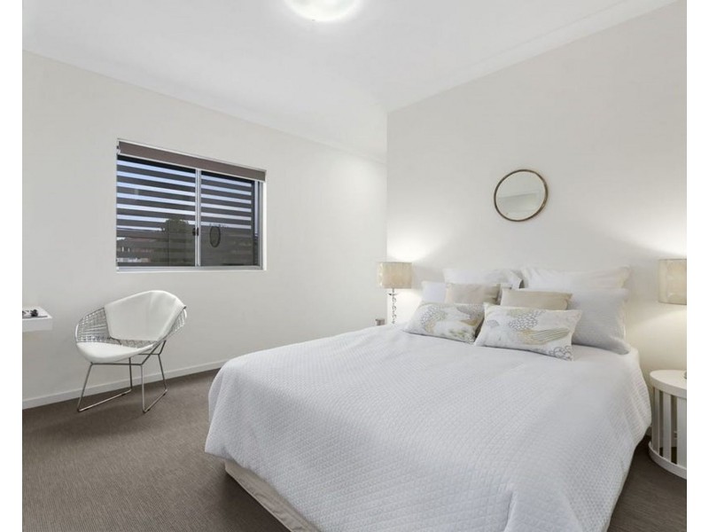 8/24 Wallace Street, Chermside QLD 4032