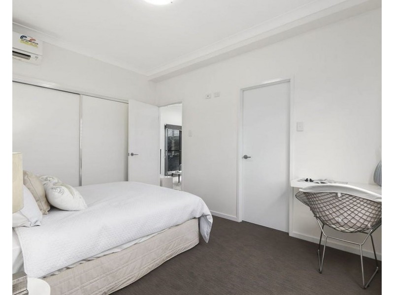 8/24 Wallace Street, Chermside QLD 4032