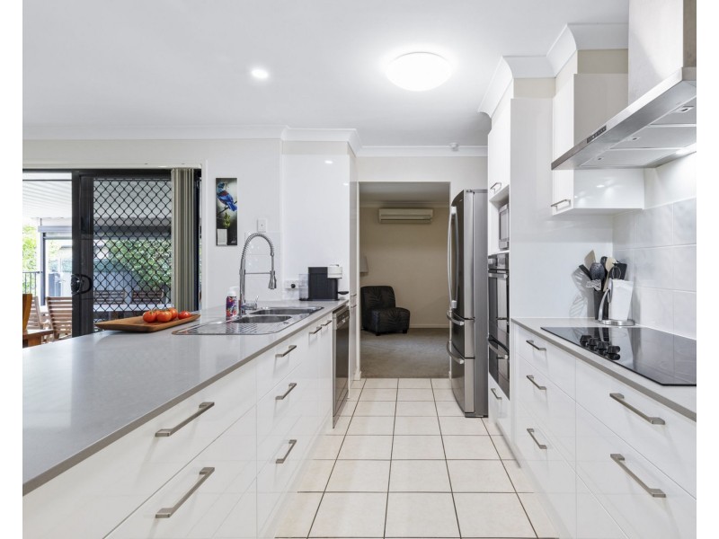 12 Devon Street, Bray Park QLD 4500