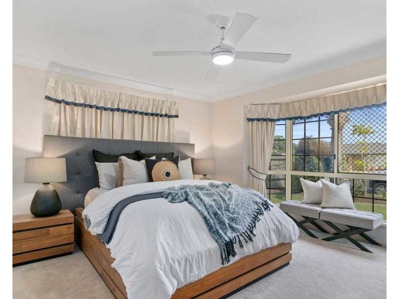 9 Sunburst Court, Capalaba QLD 4157