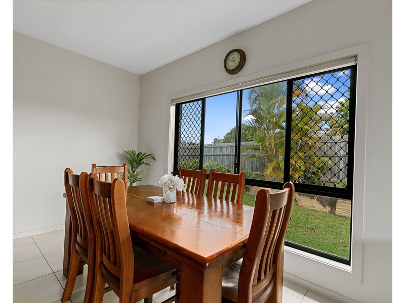 16 Oakwood Road, Warner QLD 4500