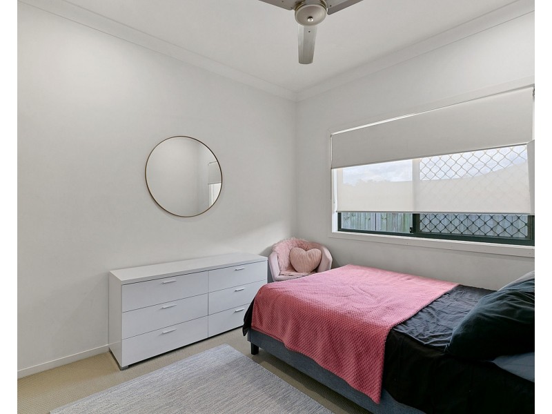 16 Oakwood Road, Warner QLD 4500