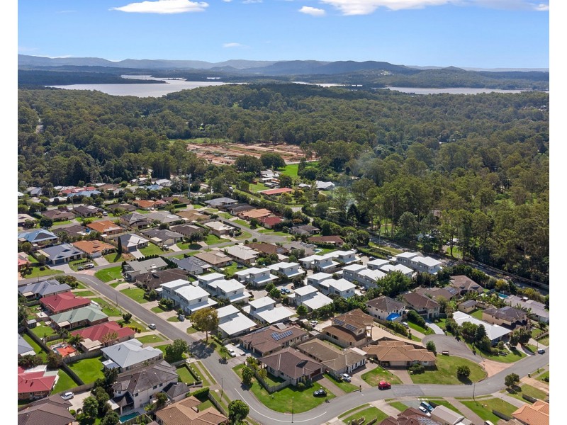 16 Oakwood Road, Warner QLD 4500