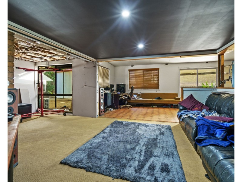 9 Nuttall Street, Lawnton QLD 4501