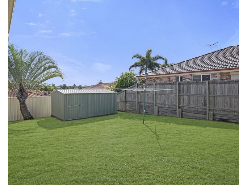 8 Edmund Court, Warner QLD 4500