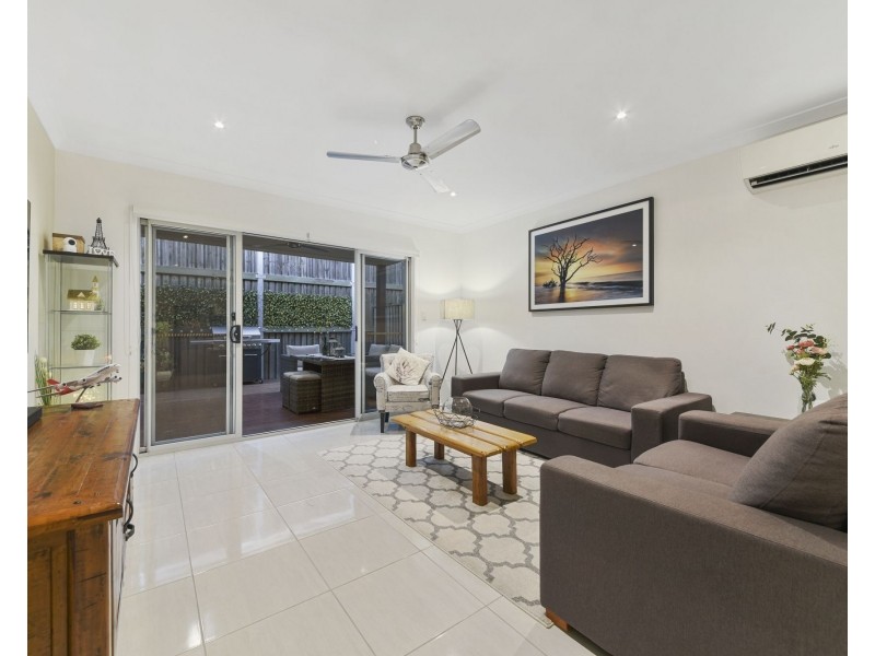 45 Blue Mountains Crescent, Fitzgibbon QLD 4018