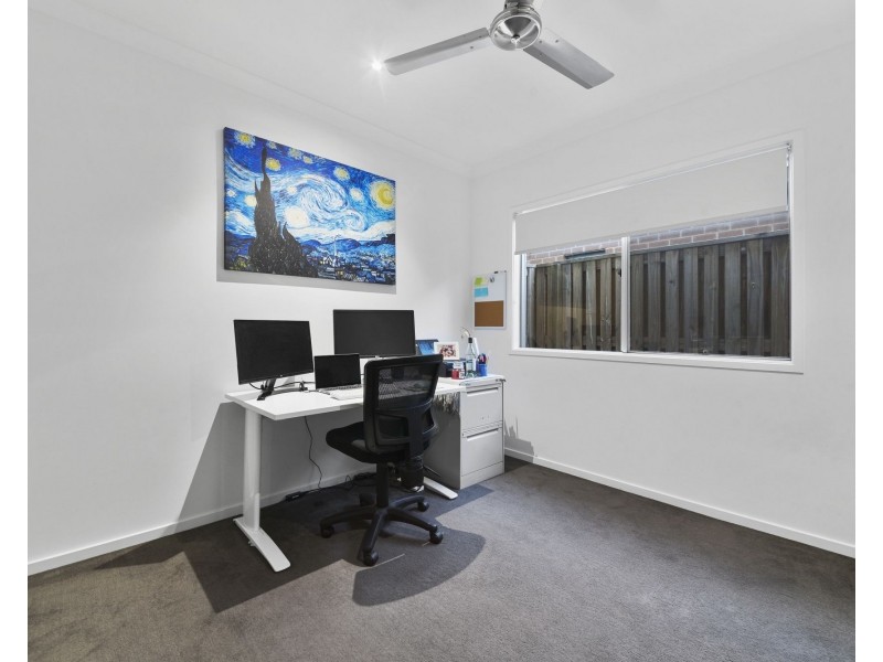 45 Blue Mountains Crescent, Fitzgibbon QLD 4018