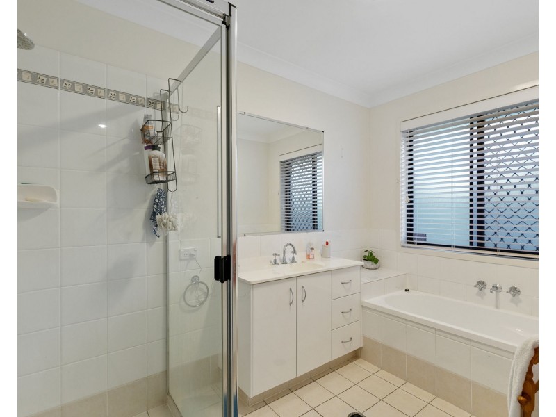 12 Devon Street, Bray Park QLD 4500