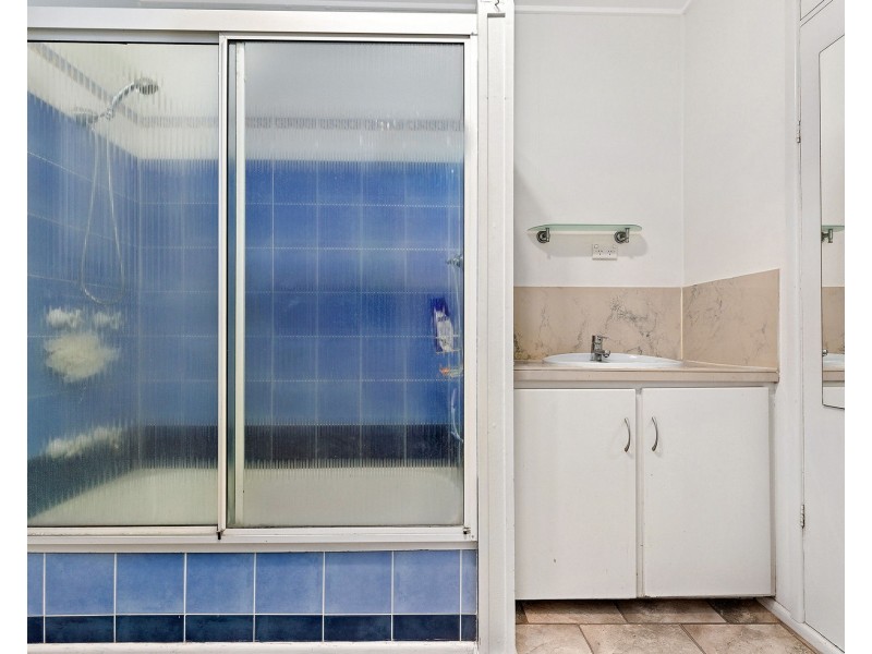 1 Prenter Crescent, Kippa-ring QLD 4021
