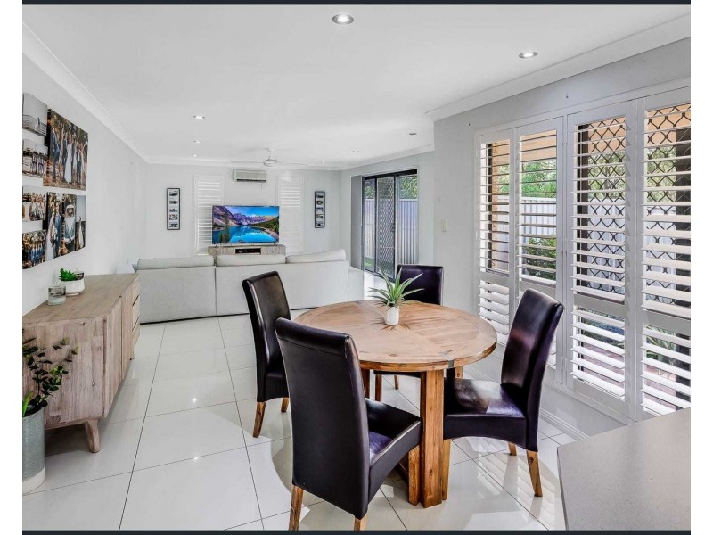7 Mangrove Court, Rothwell QLD 4022