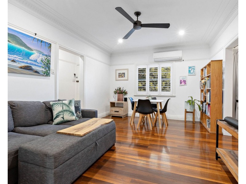 263 Rode Road, Wavell Heights QLD 4012