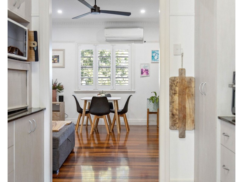 263 Rode Road, Wavell Heights QLD 4012