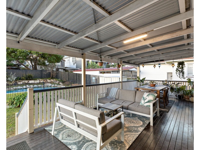263 Rode Road, Wavell Heights QLD 4012