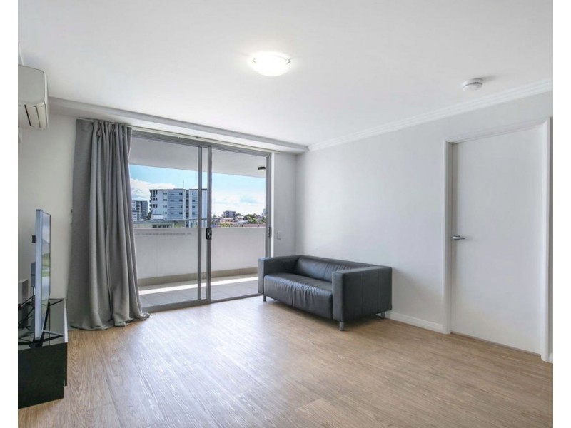 310/392 HAMILTON RD, Chermside QLD 4032