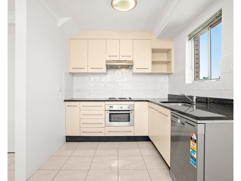 4/57 Kidston Terrace, Chermside QLD 4032