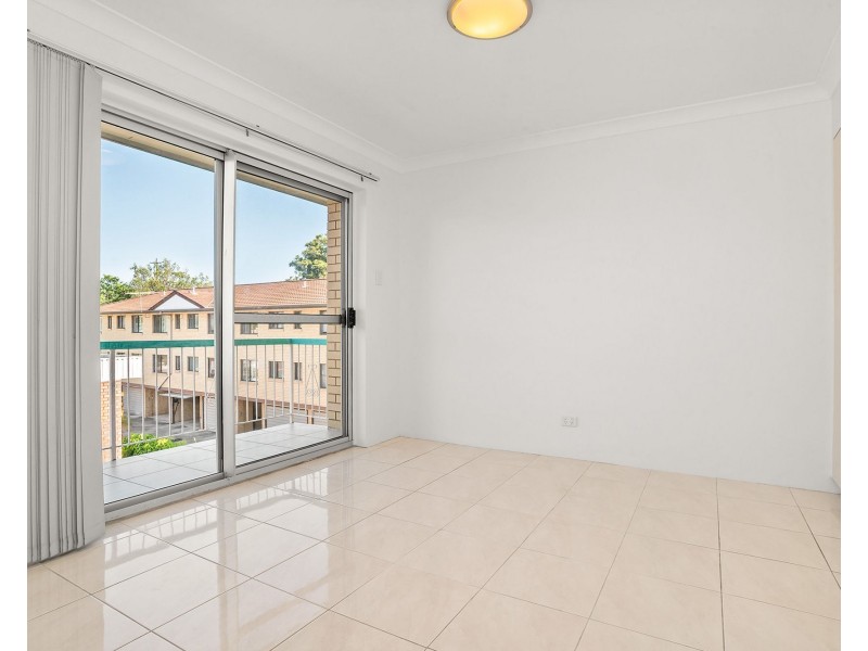 4/57 Kidston Terrace, Chermside QLD 4032
