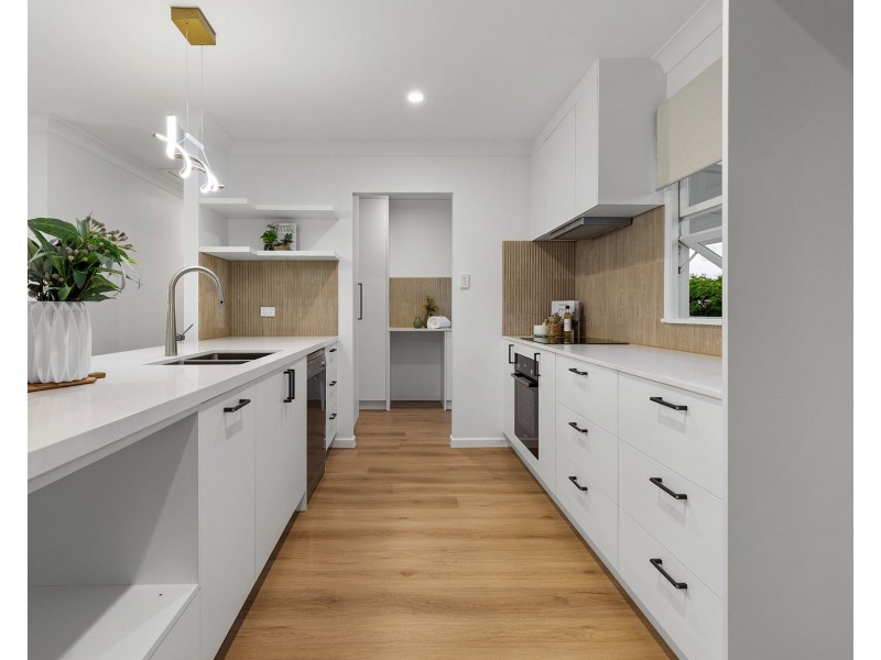 23 Kilburn Street, Chermside QLD 4032