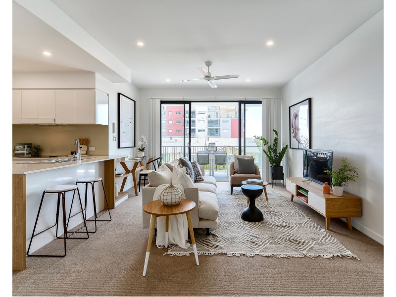 102/27 Kingsmill Street, Chermside QLD 4032