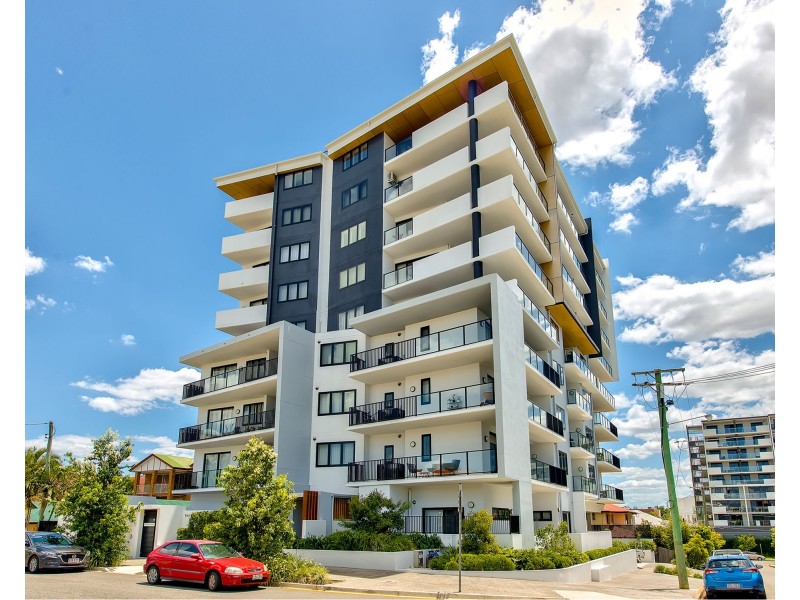 102/27 Kingsmill Street, Chermside QLD 4032