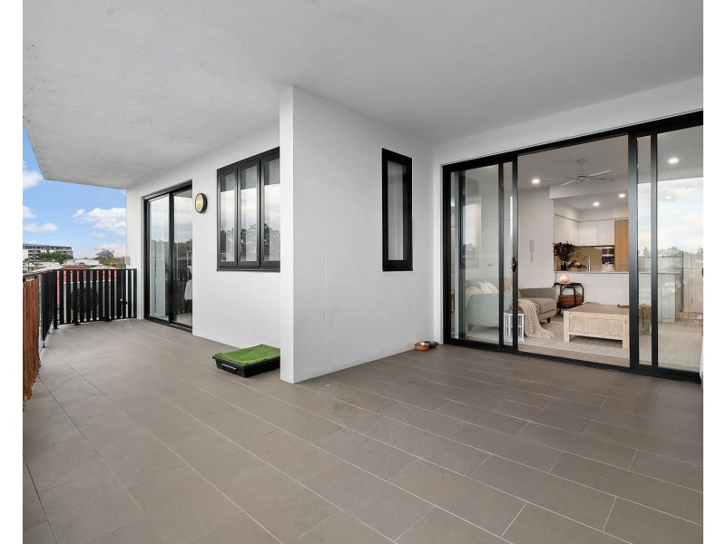 201/27 Kingsmill Street, Chermside QLD 4032