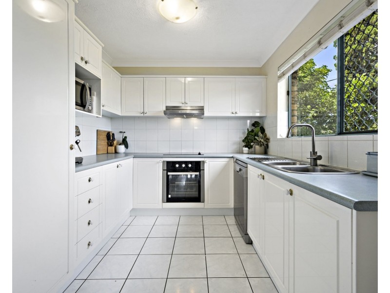 1/23 Rainey Street, Chermside QLD 4032