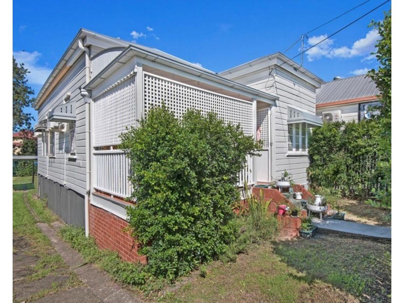 122 Albion Road, Windsor QLD 4030