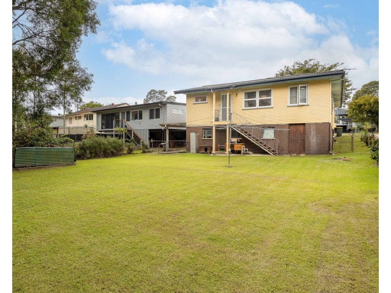 18 Summerfield Street, Aspley QLD 4034