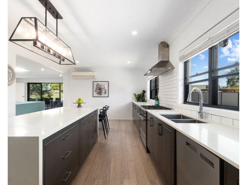 25 Darragh Street, Bracken Ridge QLD 4017