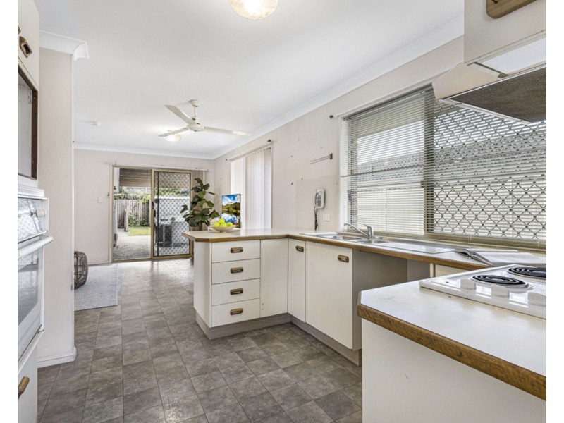 2 Winzear Drive, Kallangur QLD 4503