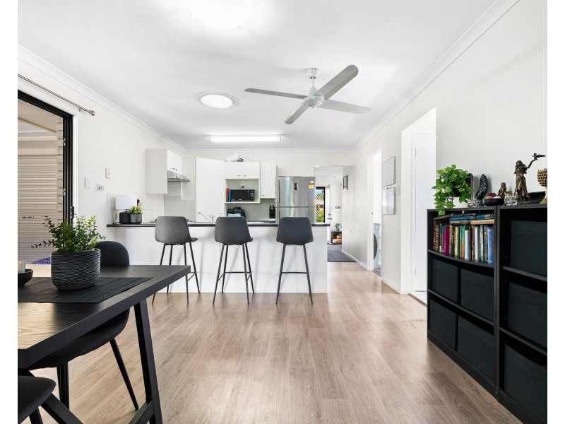 110 Cambridge Crescent, Fitzgibbon QLD 4018