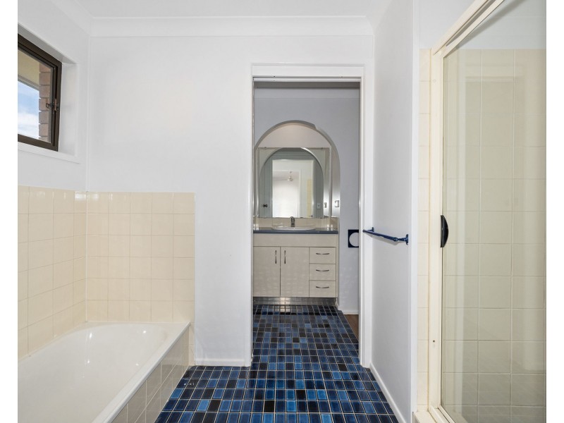 2 Glenaan street, Ferny Grove QLD 4055