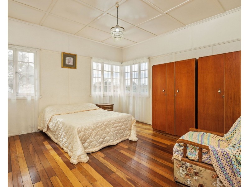 301 Webster Road, Stafford Heights QLD 4053