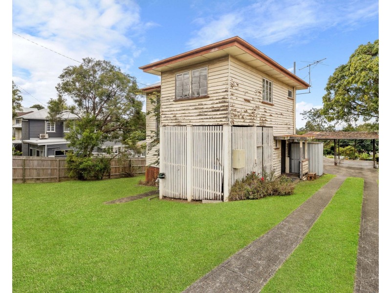 301 Webster Road, Stafford Heights QLD 4053