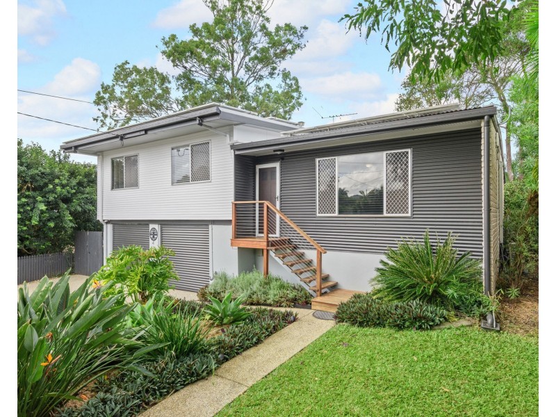 41 Redgrave St, Stafford Heights QLD 4053