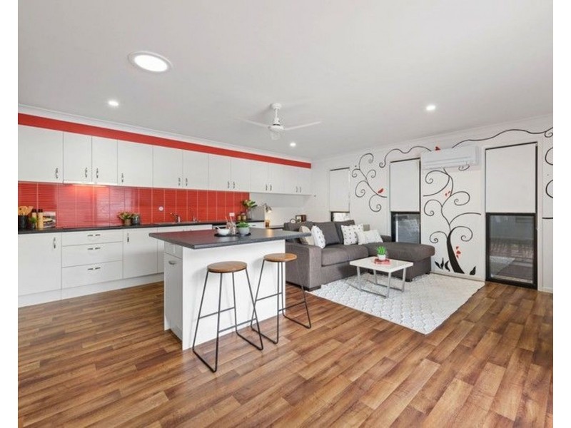 41 Redgrave St, Stafford Heights QLD 4053