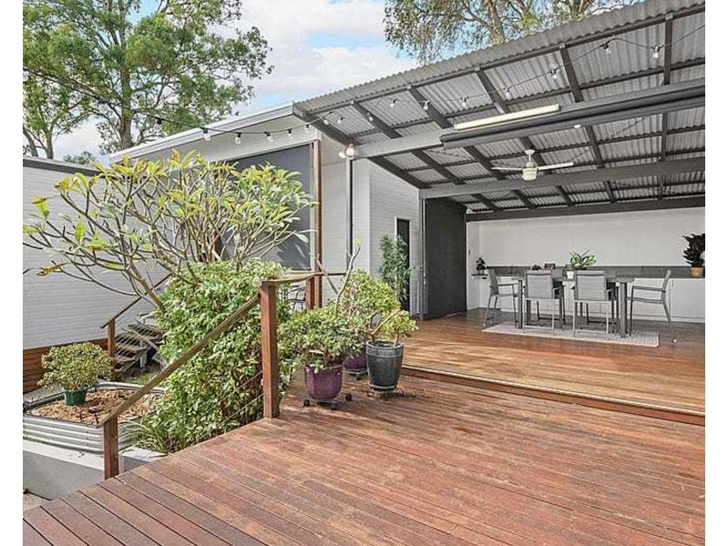 41 Redgrave St, Stafford Heights QLD 4053